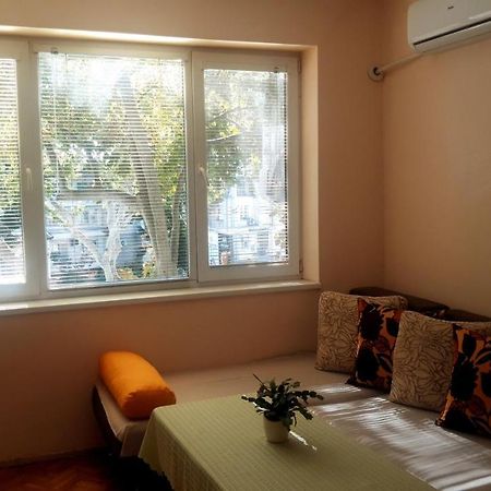 Central Apartment Силистра Экстерьер фото