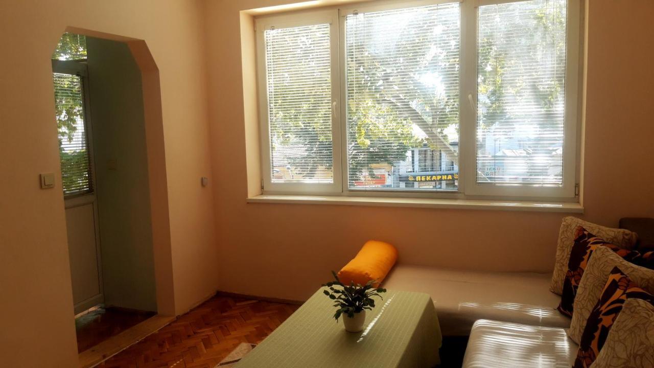 Central Apartment Силистра Экстерьер фото